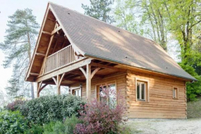 Chalet confortable à Sarlat-la-Canéda avec piscine partagée